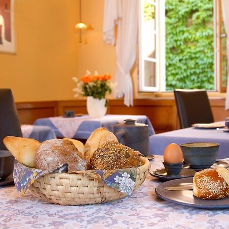 Gaestehaus Hebinger Am Schlosspark Deidesheim Dış mekan fotoğraf